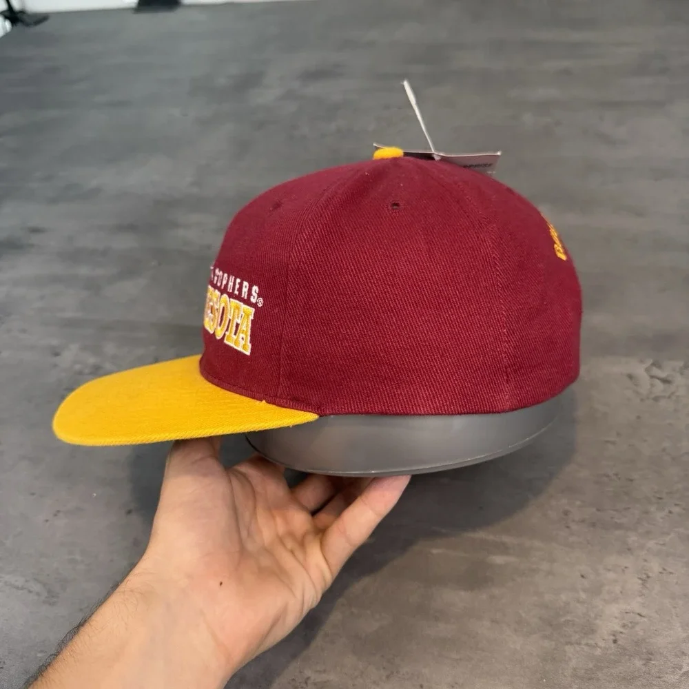 Vintage 90s Minnesota Golden State Gophers Hat 90s‎ Twins Script Spellout 2 Tone